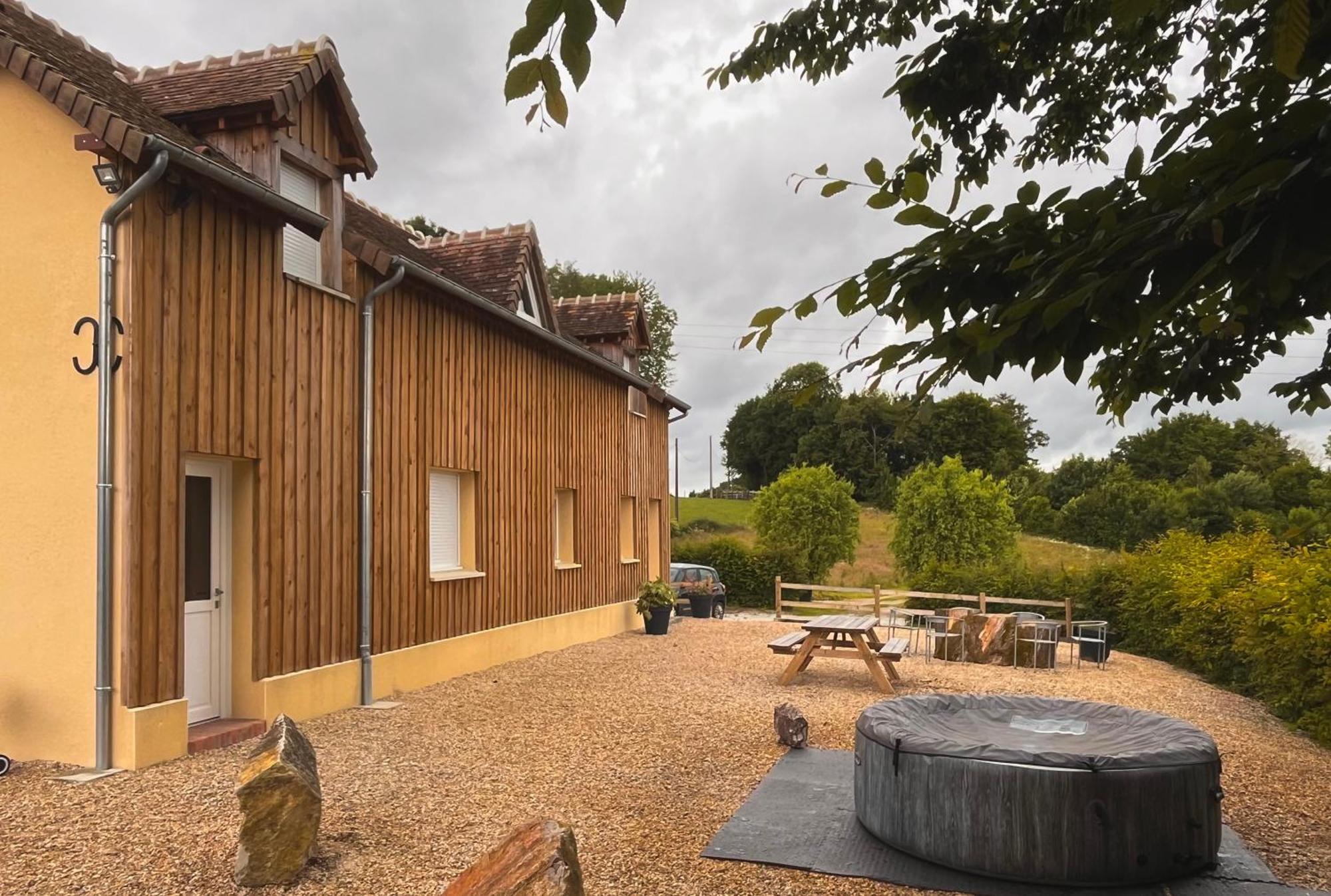 La Maison Du Perche Avec Jacuzzi Saint-Martin-des-Pezerits Exterior photo